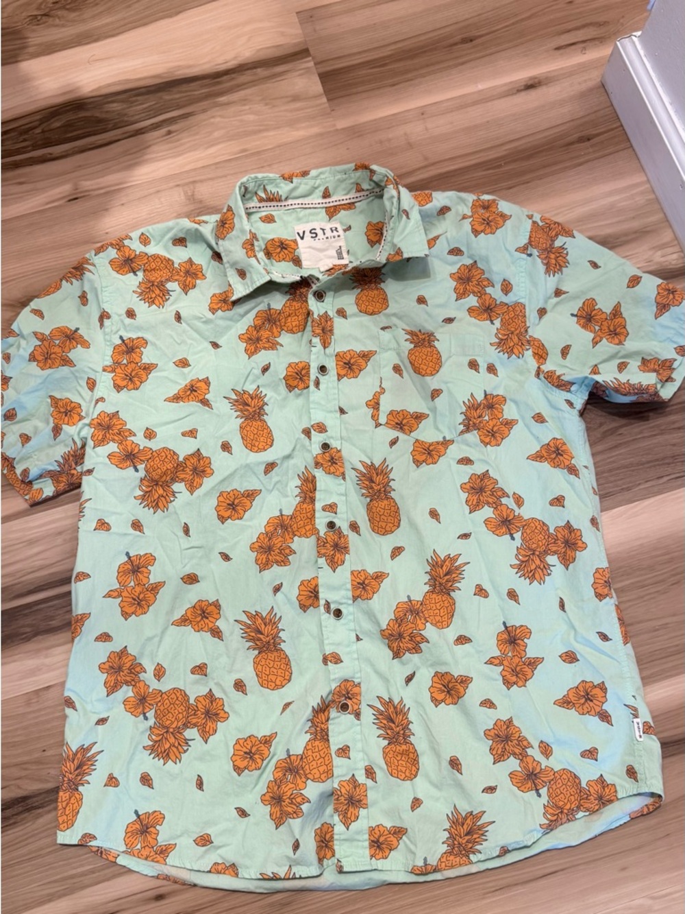 VSTR Relaxed Short-Sleeve Pineapple Print Shirt - Mint/Orange Boys XL